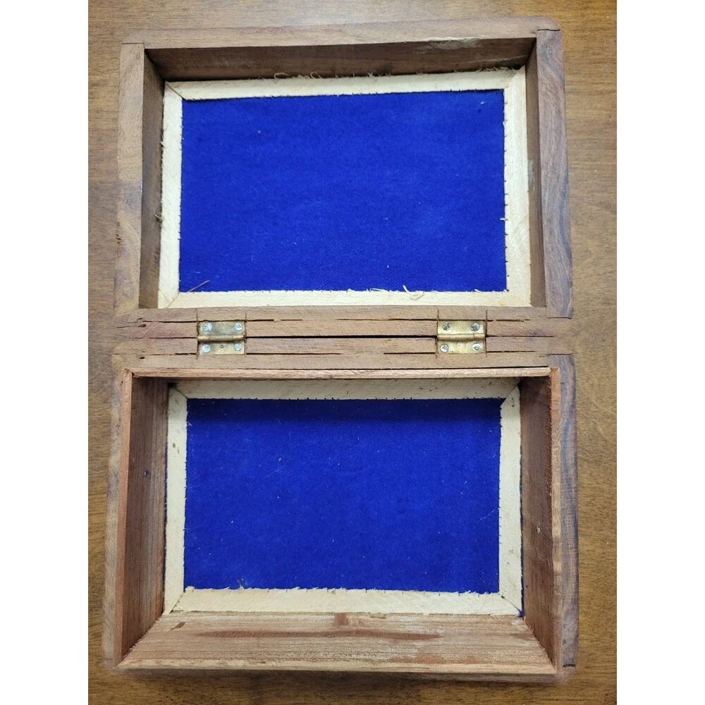 VTG PIER 1 IMPORTS HAND CARVED WOOD Jewelry Trinket Box Blue interior 5x7 Y2K